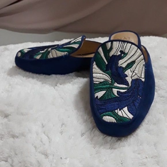 Naturalizer Small Heel Blue Slip On Mules Size 4 - Picture 7 of 13